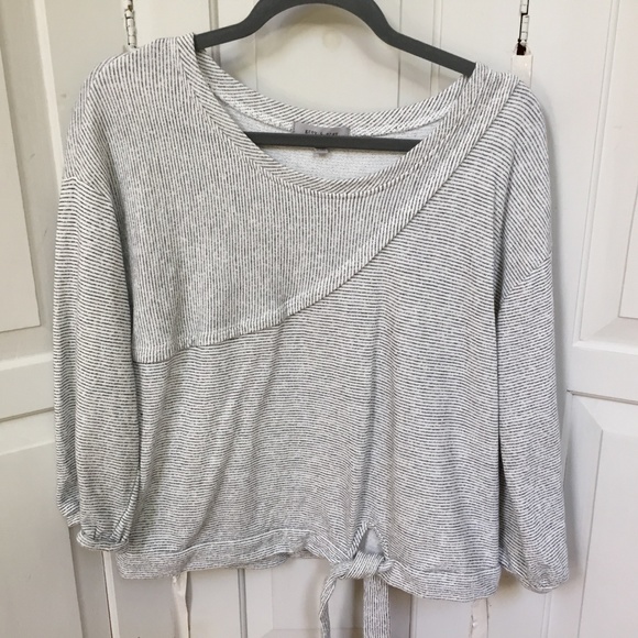 Grey & Gray Striped Cropped Sweatshirt - Picture 3 of 14
